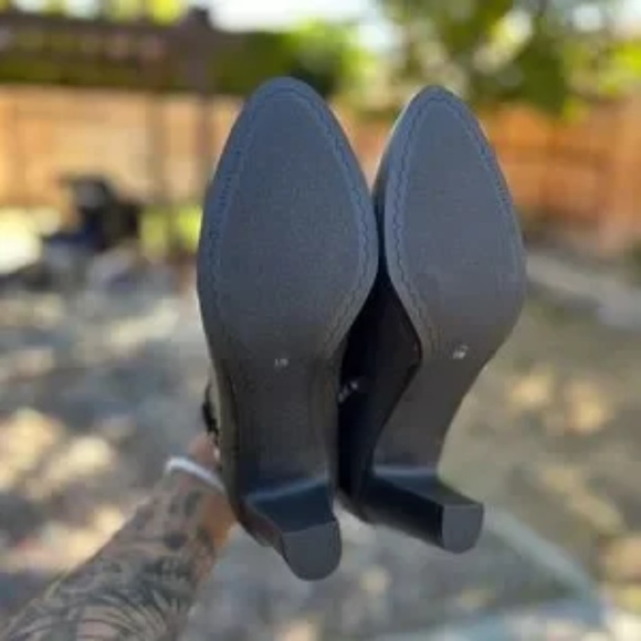 EUC Charter Club Women’s Pixxyp Deep Brown Booties Sixe 8.5 - Picture 4 of 11